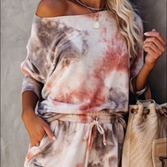 Rust/grey Pocketed Tie-dye Knit Shorts Set - Picture 5 of 13